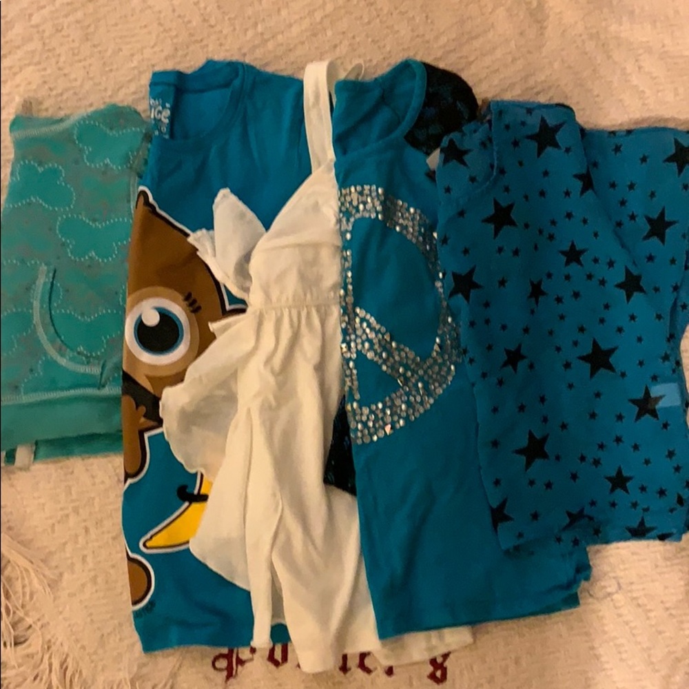 Lot of 5 girls tops. Size 10/12. EUC